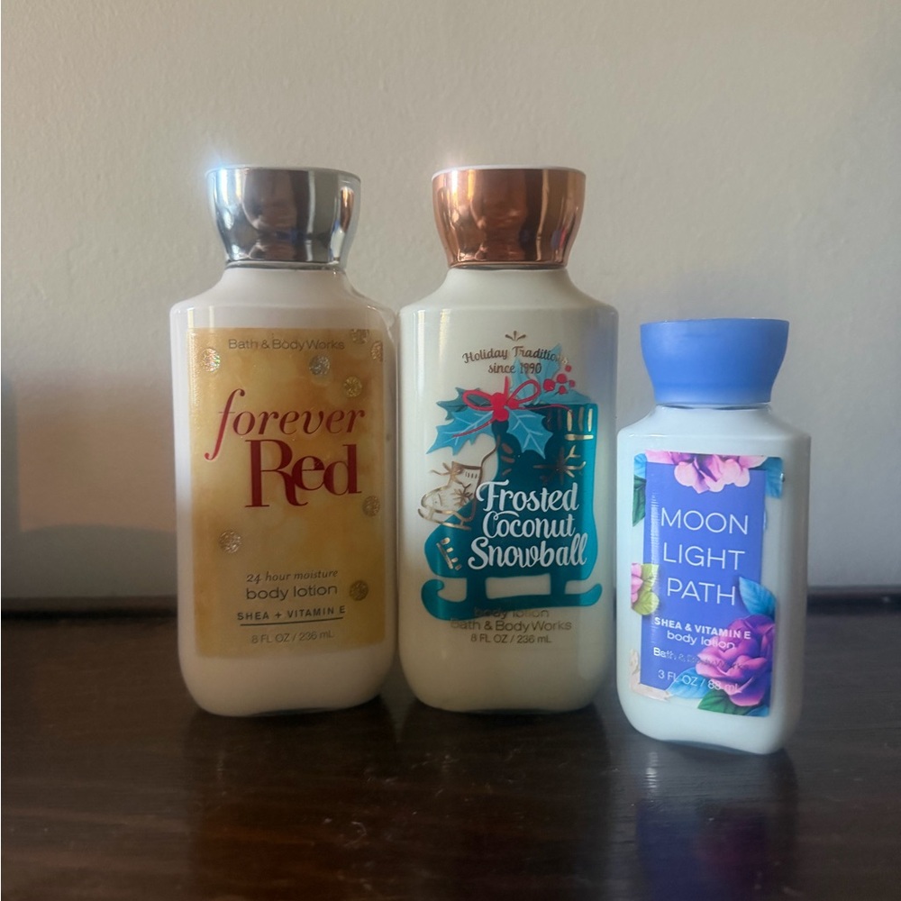 Brand new Bath & Body Works lotion bundle